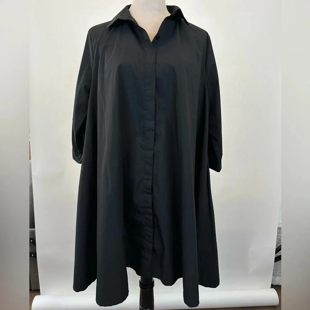 LUUI Womens Black Blouse Tunic M-L Size Relaxed Silhouette with Pockets